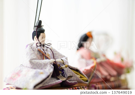 Hina dolls (male and female dolls) / Hina Matsuri, a traditional Japanese event. Hina dolls (male and female dolls) / Hina Matsuri, a traditional Japanese event. 137649019