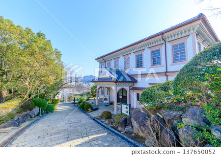 Glover Garden in early spring: Former Nagasaki District Court Chief Judge's Residence, Nagasaki City, Nagasaki Prefecture 137650052