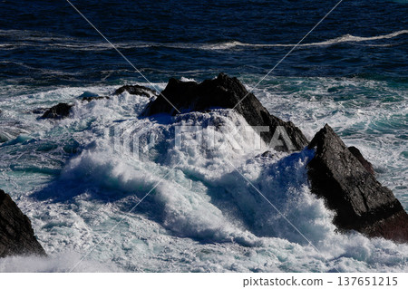 Waves crashing on rough seas Waves crashing on rough seas 137651215
