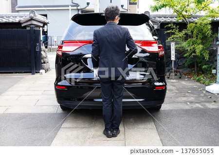 柩車 137655055