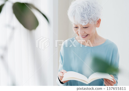 高級女人讀 137655811