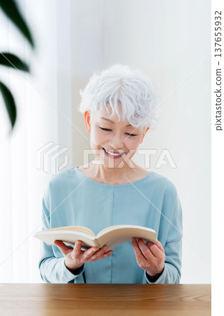 高級女人讀 137655932