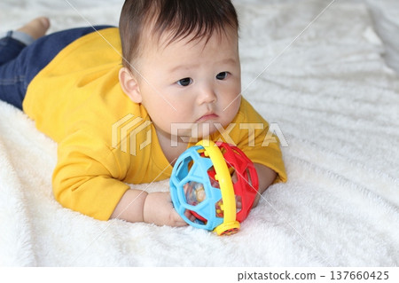 9 months baby to play with toys 9 months baby to play with toys 137660425