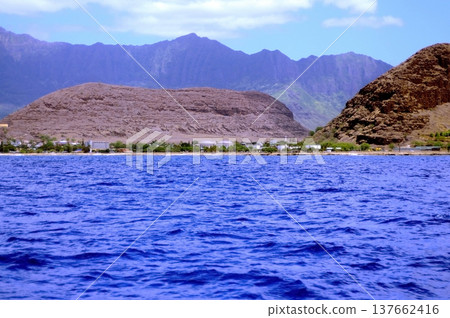 Island of Oahu Hawaii 137662416