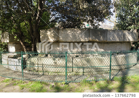 2026年3月10日拍攝的巴黎亨利加利廣場巴士底監獄遺址。 137662798