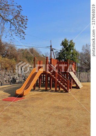 公園滑梯 公園滑梯 137668019