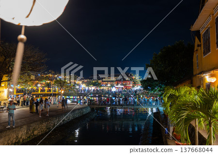 Night view along the Thu Bon River, Hoi An, Vietnam Night view along the Thu Bon River, Hoi An, Vietnam 137668044
