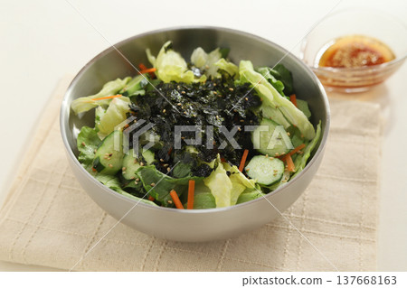 Enjoy Korean seaweed! Choreg Salad Enjoy Korean seaweed! Choreg Salad 137668163