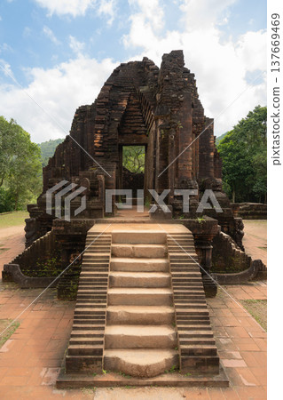 My Son Sanctuary Temple Ruins, Quang Nam Province, Vietnam 137669469