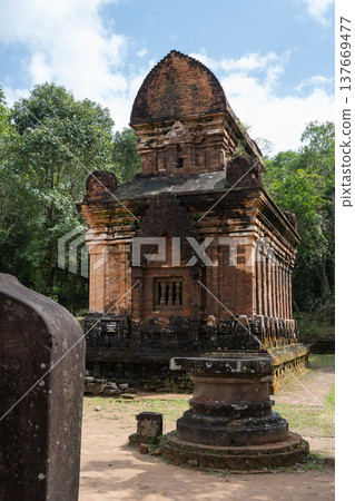 My Son Sanctuary Temple Ruins, Quang Nam Province, Vietnam 137669477