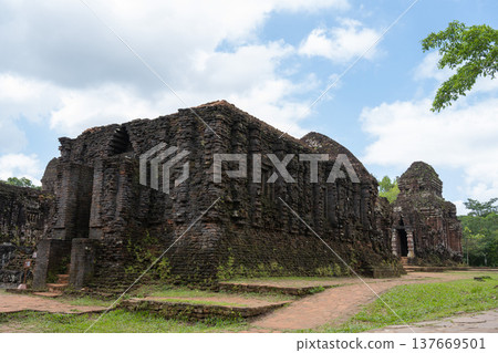 越南廣南省美山聖寺遺址 越南廣南省美山聖寺遺址 137669501