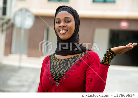 young woman with veil, happy. young woman with veil, happy. 137669634