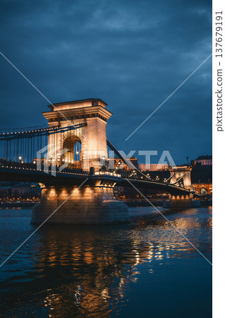 Illuminated Chain Bridge Over Danube Illuminated Chain Bridge Over Danube 137679191