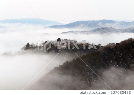 冬季雲海與備中松山城(天空之城)25536 冬季雲海與備中松山城(天空之城)25536 137680488