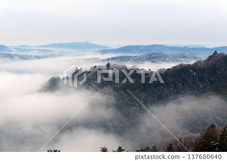 冬季雲海與備中松山城（天空之城）25400 137680640