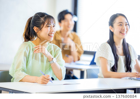 People taking the seminar People taking the seminar 137680884