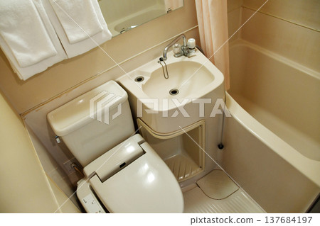 Hotel unit bathroom_03 Hotel unit bathroom_03 137684197