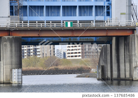 Shibakawa Floodgate_27 137685486