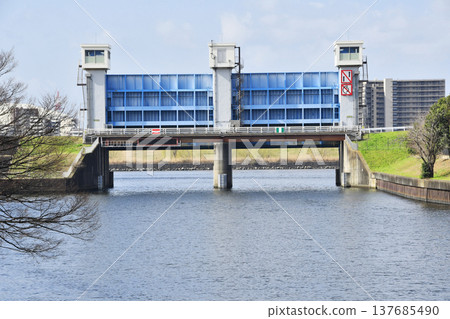 Shibakawa Floodgate_34 137685490