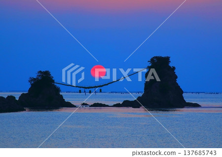 Sunrise at Bungo Futamigaura (Saiki City) 137685743