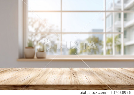 房間背景圖，自然光線充足，配有一張木桌（留白） 137688936