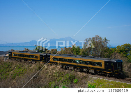 Let's go by train A Let's go by train A 137689419