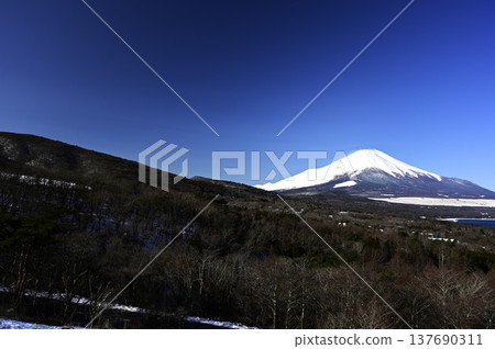 三月山中湖畔風光(地點:山中湖畔) 三月山中湖畔風光(地點:山中湖畔) 137690311