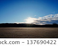 A winter morning in Tochigi | Light shining on a frost-covered square 137690422