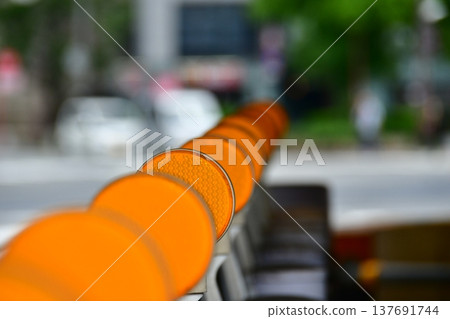 Road construction site traffic guidance markers (reflective panels) and image of the construction site Road construction site traffic guidance markers (reflective panels) and image of the construction site 137691744