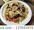 Homemade stir-fried noodles with thick sauce 137693974