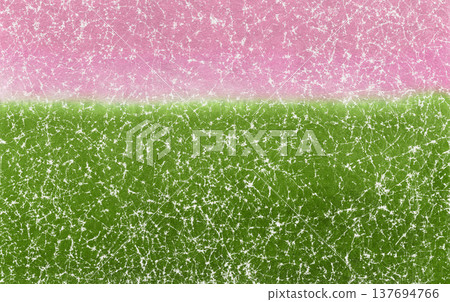 手工揉皺的和紙，有兩種顏色的漸變：抹茶色和櫻花色。 137694766