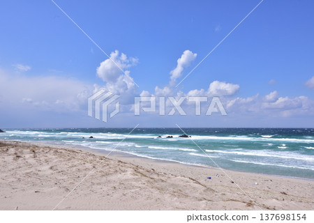 山口縣下關市豐北町角島鈷藍海灘 137698154