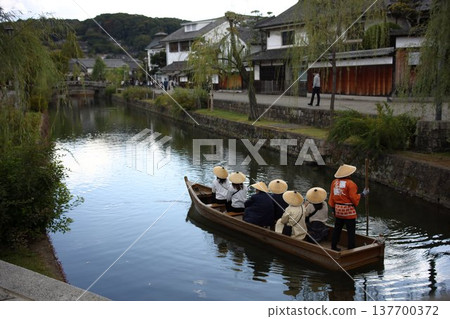 Kurashiki Bikan district's river boat sink 137700372