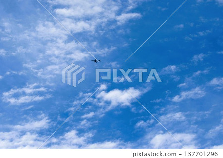 黃昏 暮色 飛機 137701296
