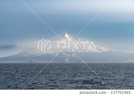 The ocean view from the Heartland Ferry and the vast expanse of Hokkaido's seas. 137701985