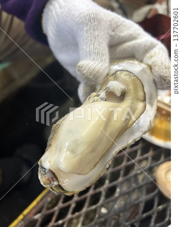烤牡蠣 烤牡蠣 137702601