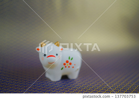New Year's card / New Year material for Ox (2021 New Year Zodiac) New Year's card / New Year material for Ox (2021 New Year Zodiac) 137703753