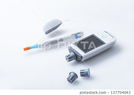 血糖機、血糖自我監測設備、糖尿病治療、血糖控制、血糖自我監測、圖片素材 血糖機、血糖自我監測設備、糖尿病治療、血糖控制、血糖自我監測、圖片素材 137704061