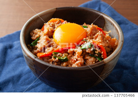 Bulgogi on rice Bulgogi on rice 137705466