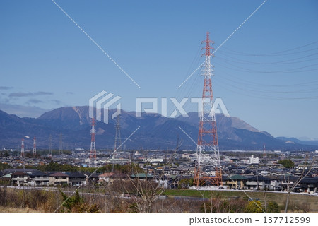 A power transmission tower passing through a residential area (Yokkaichi City, Mie Prefecture) A power transmission tower passing through a residential area (Yokkaichi City, Mie Prefecture) 137712599