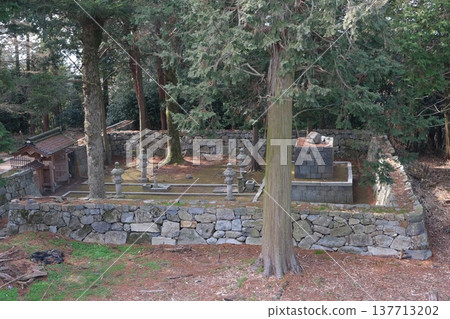 Oda Nobunaga's main mausoleum at Azuchi Castle Ruins Oda Nobunaga's main mausoleum at Azuchi Castle Ruins 137713202