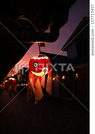 "Goldfish Lanterns and White-Walled Townscape" - Yanai City, Yamaguchi Prefecture (Tourism) "Goldfish Lanterns and White-Walled Townscape" - Yanai City, Yamaguchi Prefecture (Tourism) 137713457