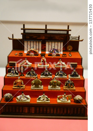 9420 Hina Dolls - Room Hina Dolls 137715430