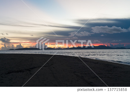 Morning sunburn on Kohama Island 137715858