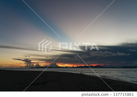 在小濱島上的早晨曬傷 137715861