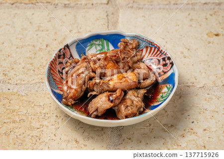 炭烤雞裙肉：一道少見的炭烤雞肉料理。 137715926