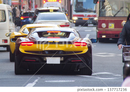 Sports cars in the city center 137717236