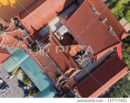 一座寺廟 一座寺廟 137717881