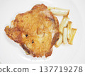 A simple dish of fragrant grilled chicken thighs and green onions. 137719278