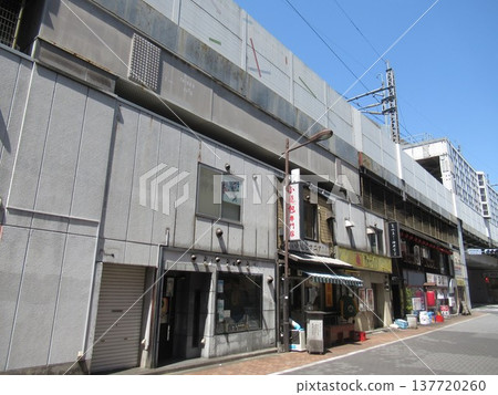 Food and drink area under the Kanda Station overpass 137720260
